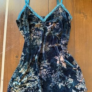 DKNY Vintage Blue Velvet Floral Tank